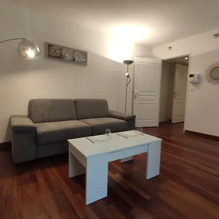 Apartman Studio Antibes, 1 Piece, 2 Personnes - Fr-1-252-168 *